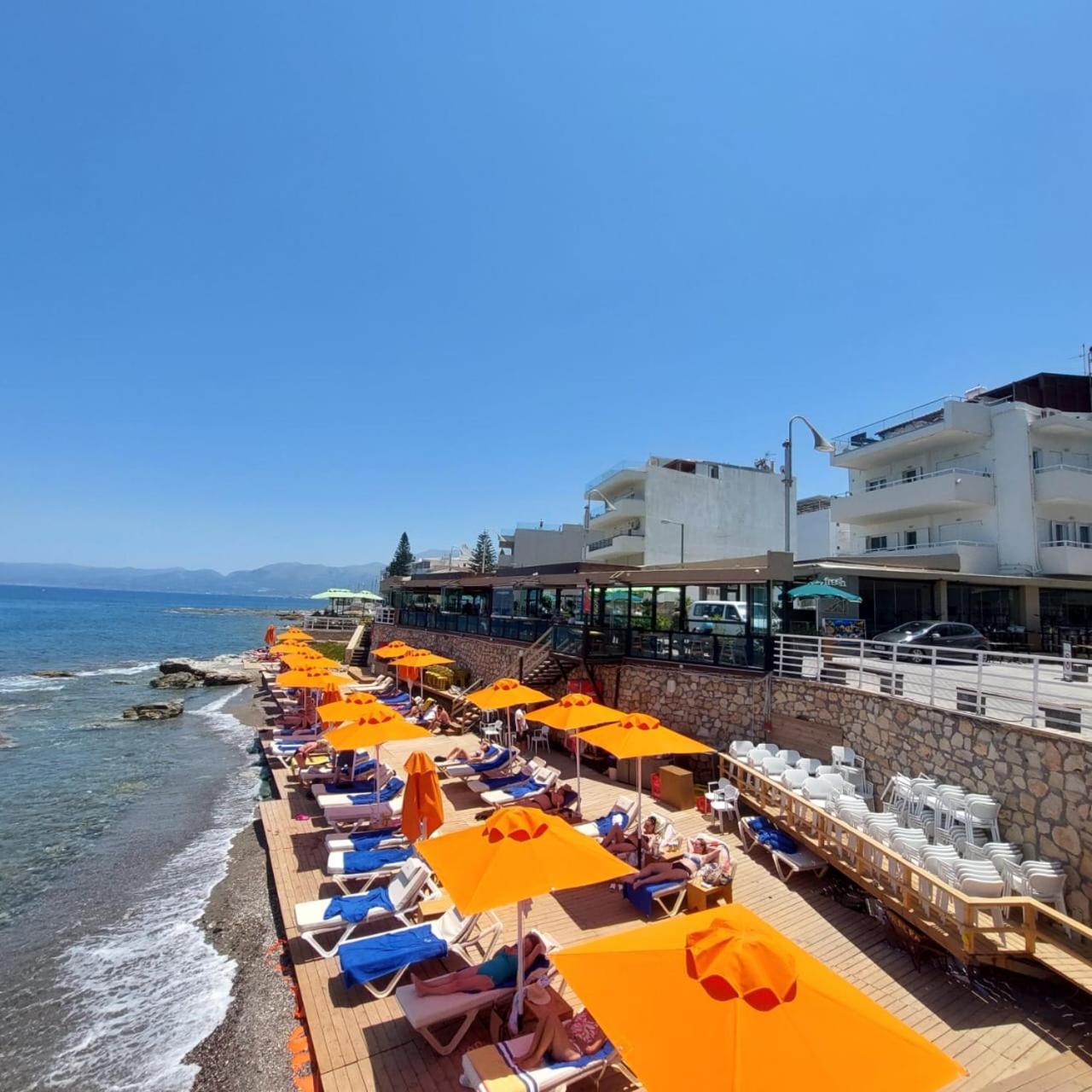 Amazing Beachfront In * Hersónissos